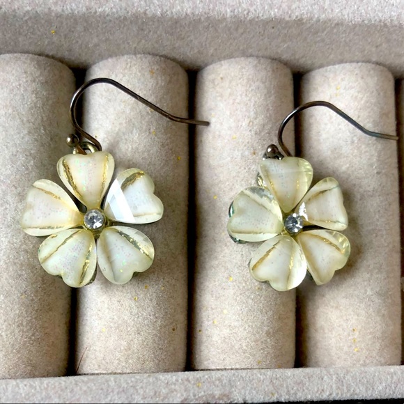 Charming Charlie Jewelry - White flower Earrings